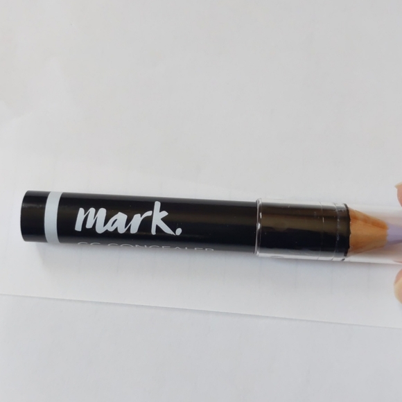 Avon Mark CC Concealer - Picture 5 of 6